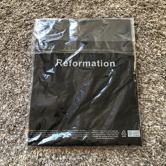 NWT Reformation Frankie Silk Maxi Dress Sz0 Black Silk Cocktail Party Formal - Picture 5 of 8